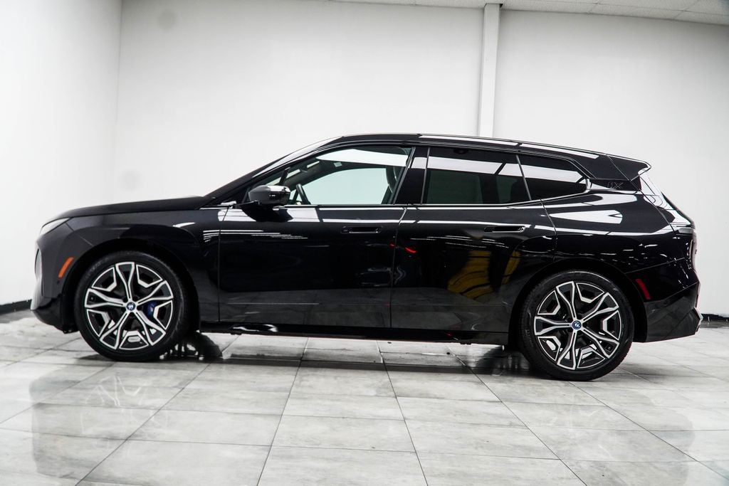 2023 BMW iX M60