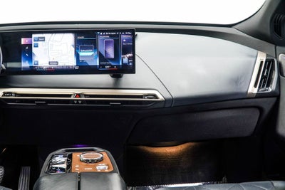 2023 BMW iX M60