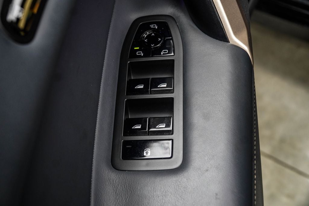 2023 BMW iX M60