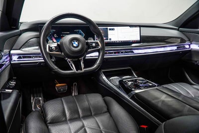2025 BMW 7 Series 740i