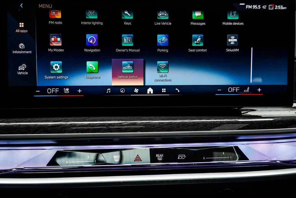 2025 BMW 7 Series 740i