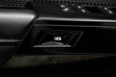 2025 BMW 7 Series 740i