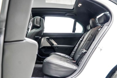 2025 BMW 7 Series 740i
