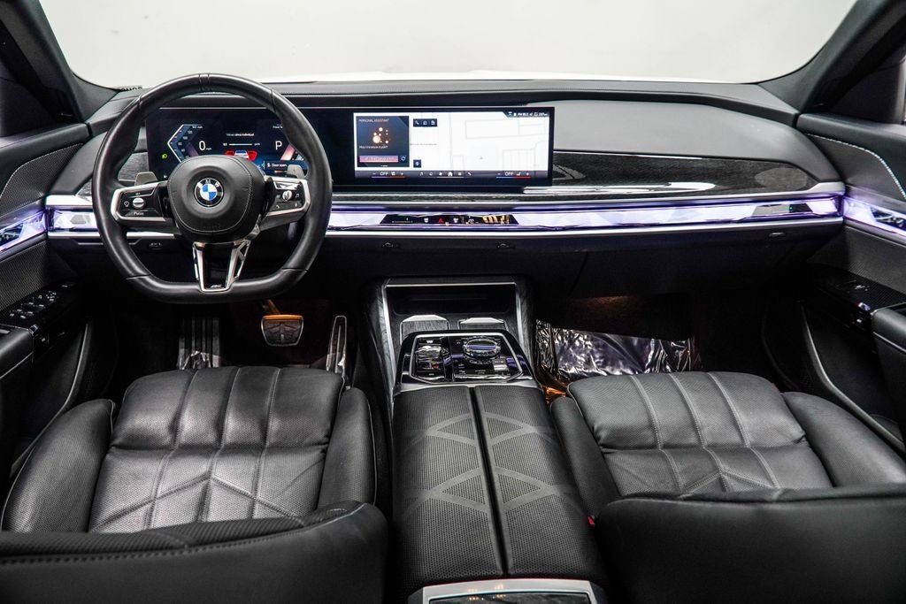 2025 BMW 7 Series 740i