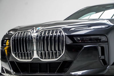 2024 BMW 7 Series 740i