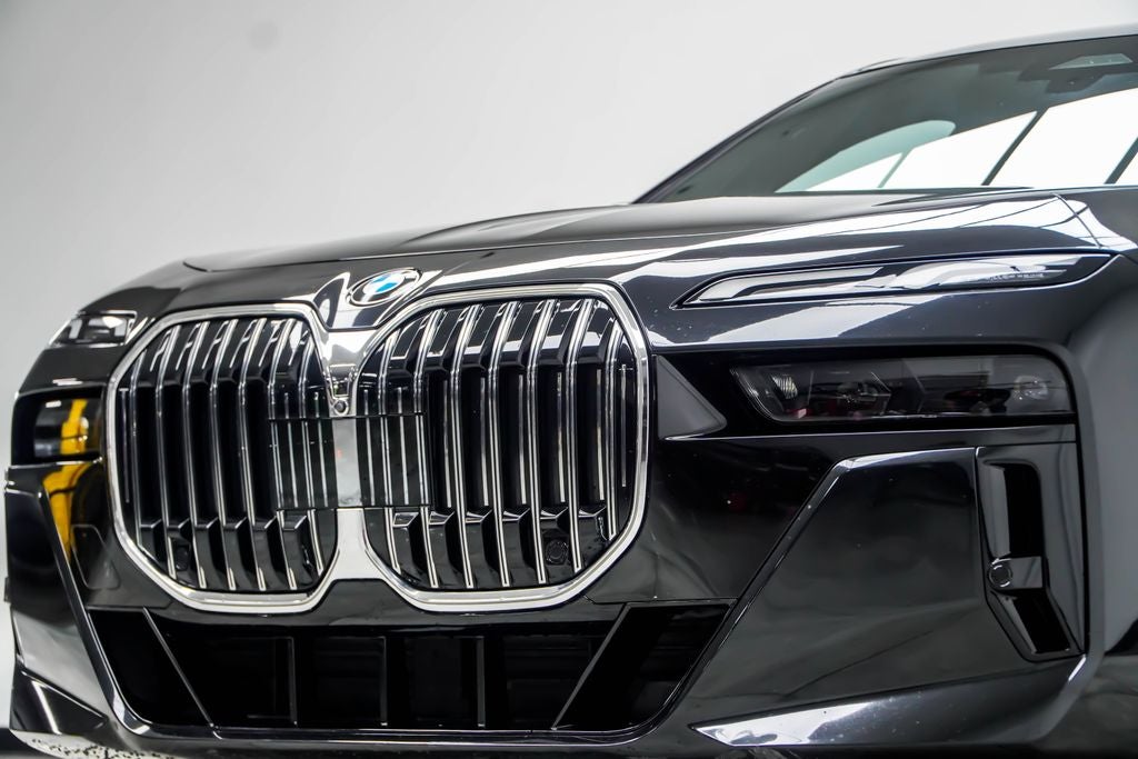 2024 BMW 7 Series 740i