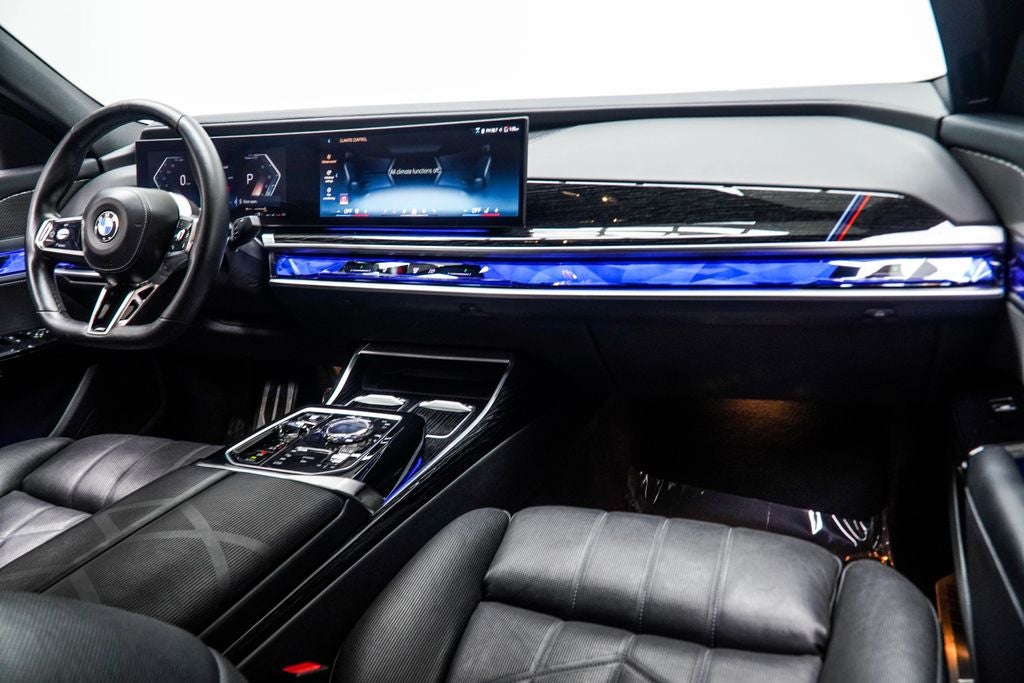 2024 BMW 7 Series 740i