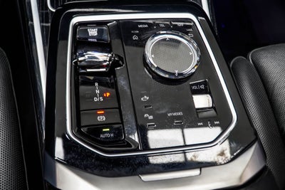 2024 BMW 7 Series 740i