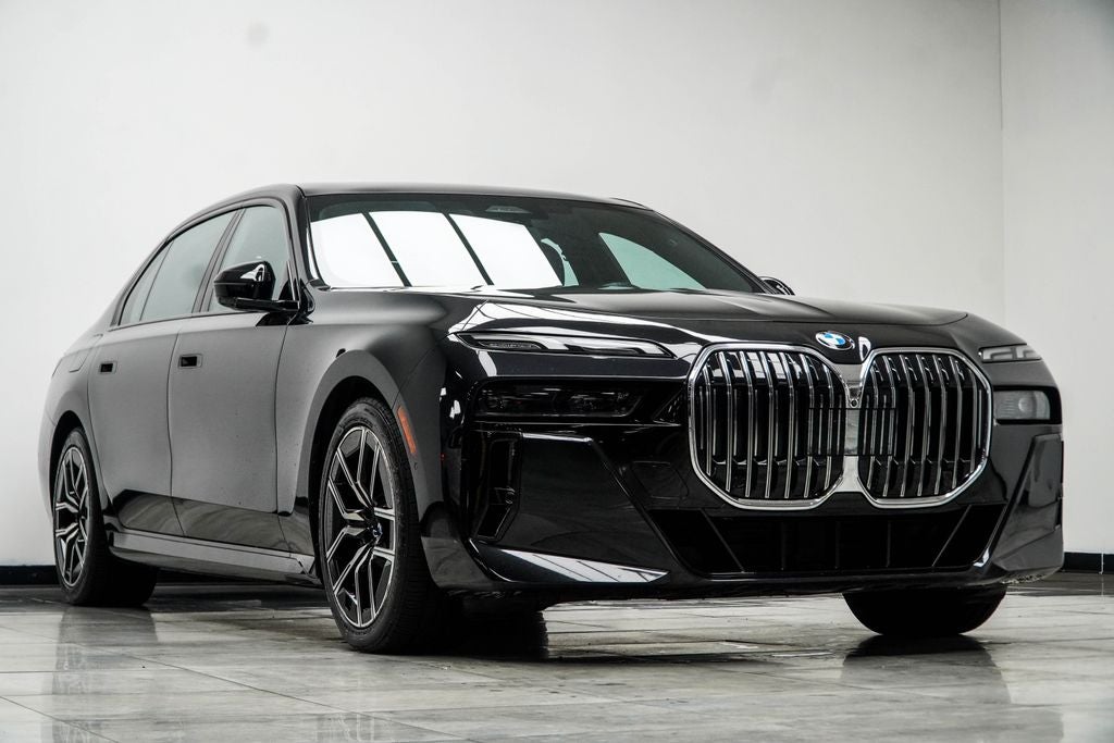 2024 BMW 7 Series 740i