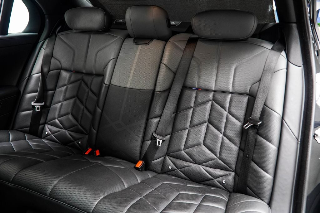 2024 BMW 7 Series 740i