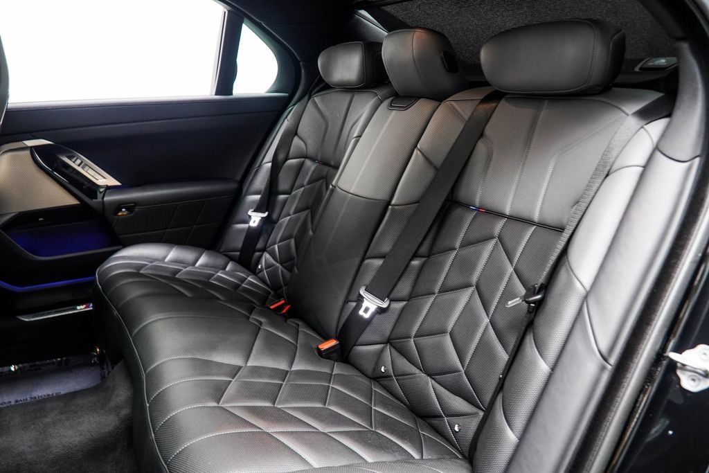 2024 BMW 7 Series 740i