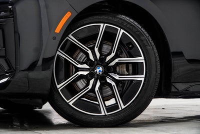 2024 BMW 7 Series 740i