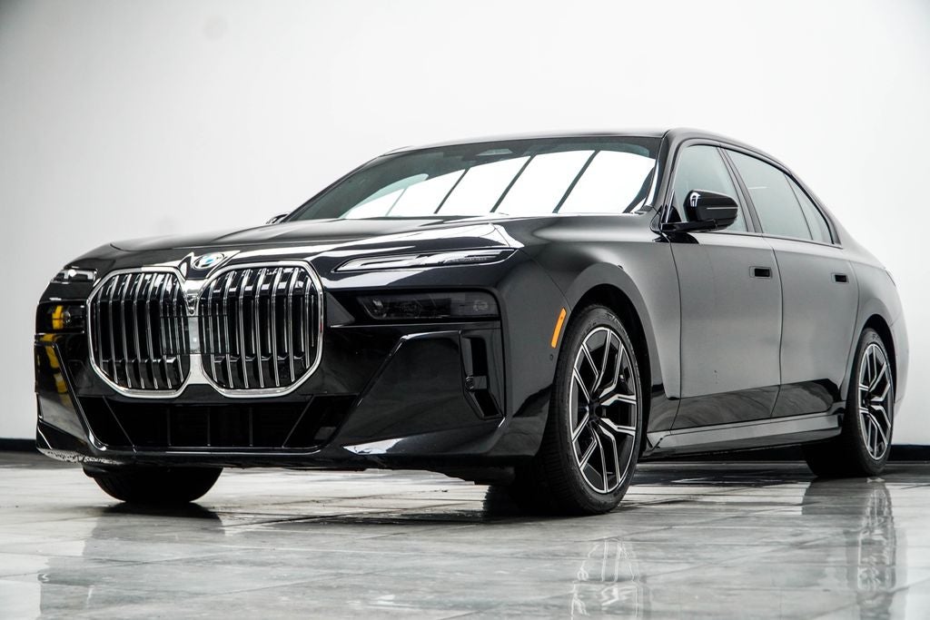 2024 BMW 7 Series 740i