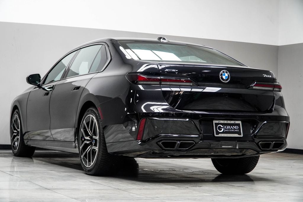 2023 BMW 7 Series 760i xDrive