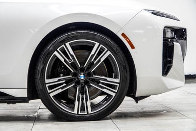 2025 BMW 7 Series 750e xDrive