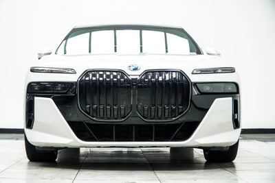 2025 BMW 7 Series 750e xDrive