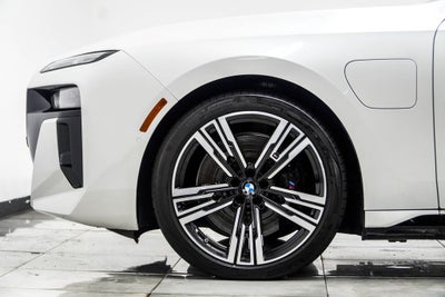 2025 BMW 7 Series 750e xDrive