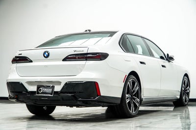 2025 BMW 7 Series 750e xDrive