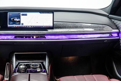 2025 BMW 7 Series 750e xDrive