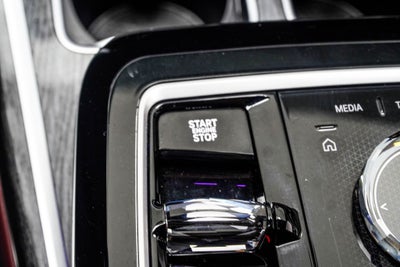 2025 BMW 7 Series 750e xDrive