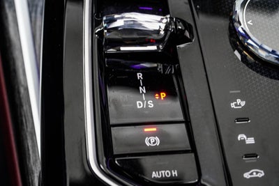 2025 BMW 7 Series 750e xDrive