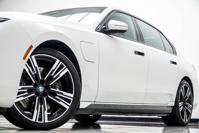 2025 BMW 7 Series 750e xDrive