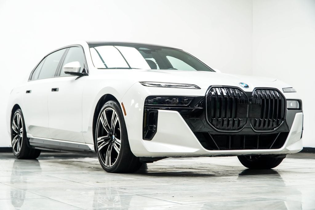2025 BMW 7 Series 750e xDrive