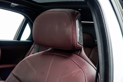 2025 BMW 7 Series 750e xDrive