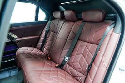 2025 BMW 7 Series 750e xDrive