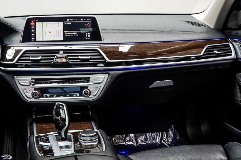 2020 BMW 7 Series 740i xDrive