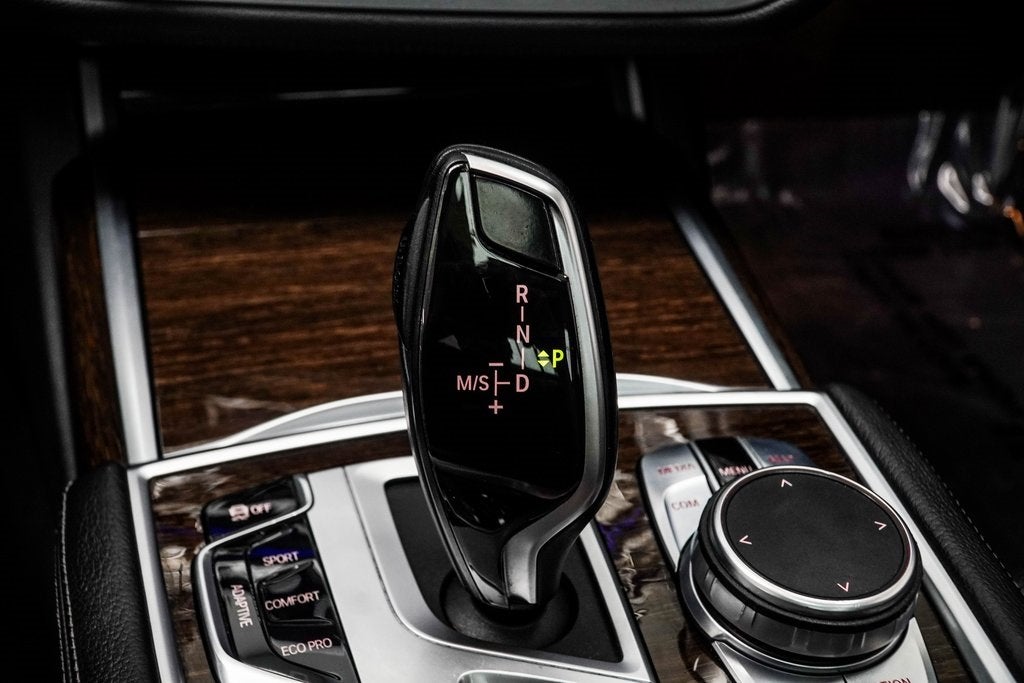 2020 BMW 7 Series 740i xDrive