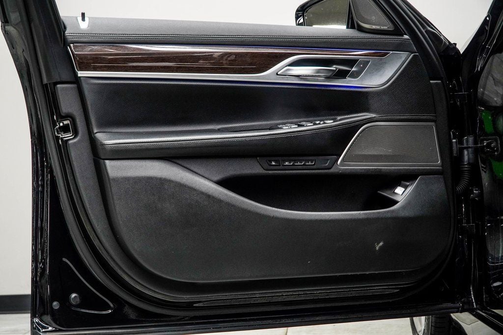 2020 BMW 7 Series 740i xDrive