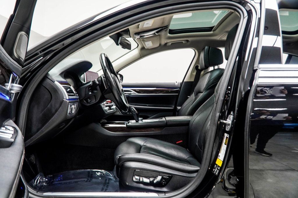 2020 BMW 7 Series 740i xDrive