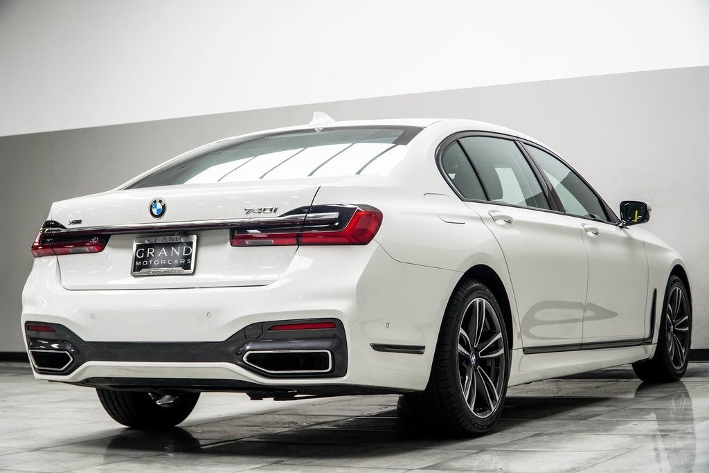 2021 BMW 7 Series 740i xDrive