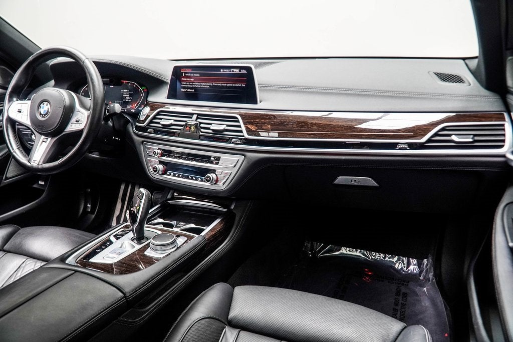 2021 BMW 7 Series 740i xDrive