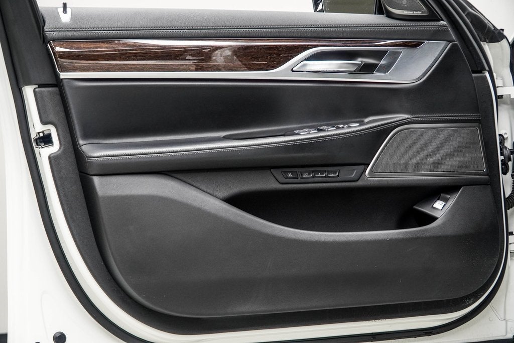 2021 BMW 7 Series 740i xDrive