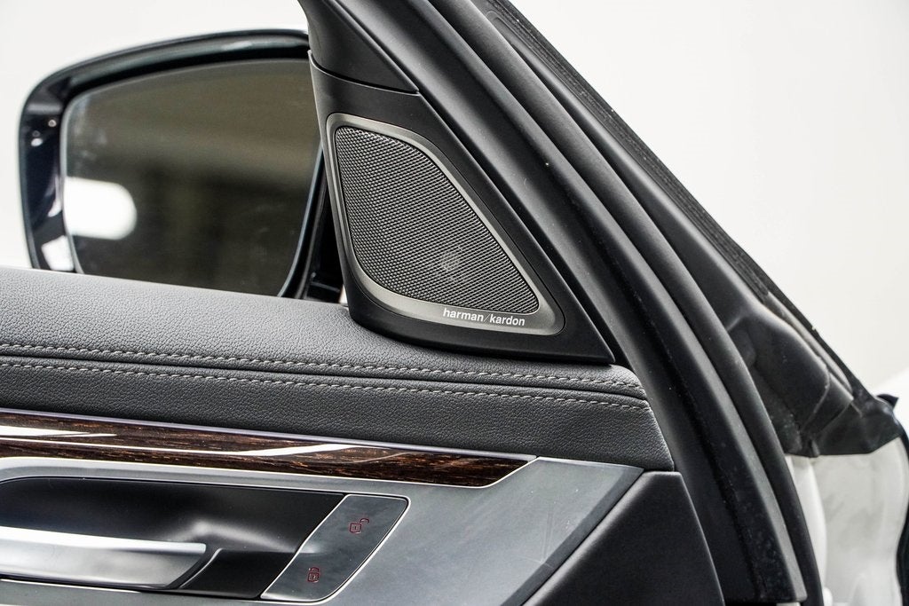 2021 BMW 7 Series 740i xDrive