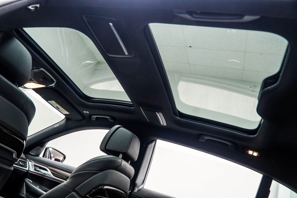 2021 BMW 7 Series 740i xDrive