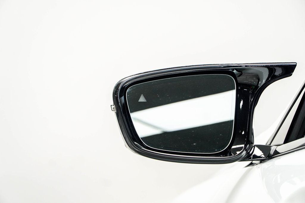 2022 BMW M8 Competition