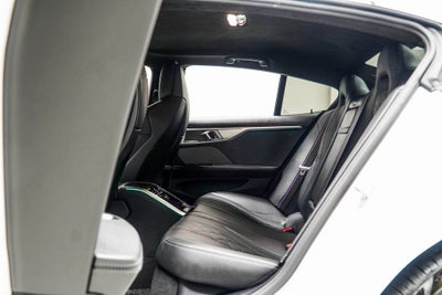 2022 BMW M8 Competition