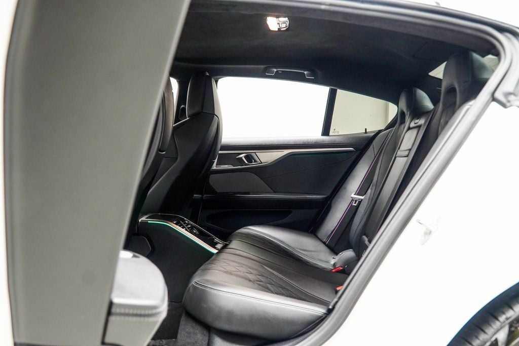 2022 BMW M8 Competition