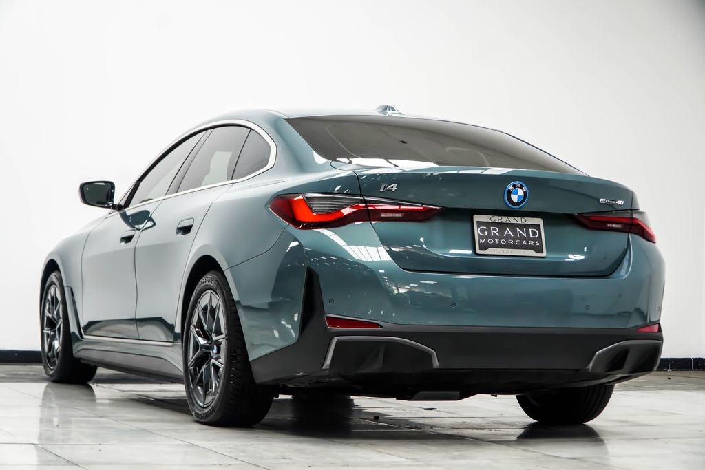 2025 BMW i4 eDrive40