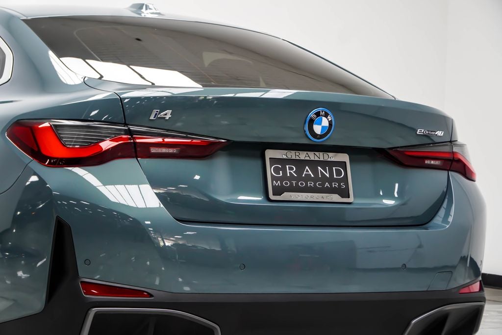 2025 BMW i4 eDrive40