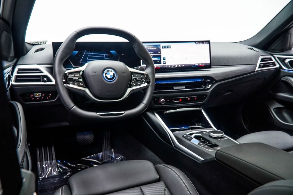 2025 BMW i4 eDrive40