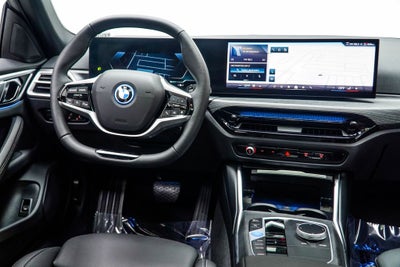 2025 BMW i4 eDrive40