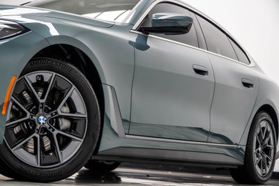 2025 BMW i4 eDrive40