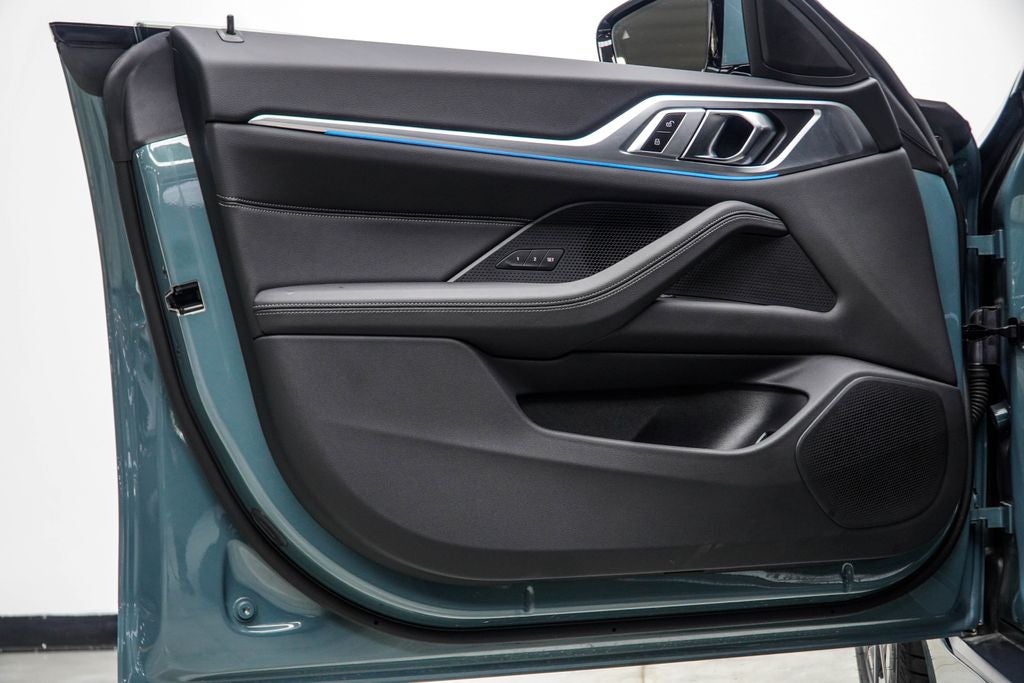 2025 BMW i4 eDrive40