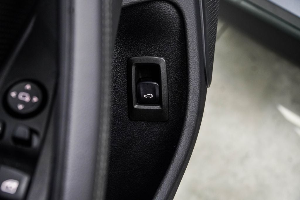 2025 BMW i4 eDrive40
