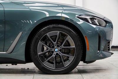 2025 BMW i4 eDrive40