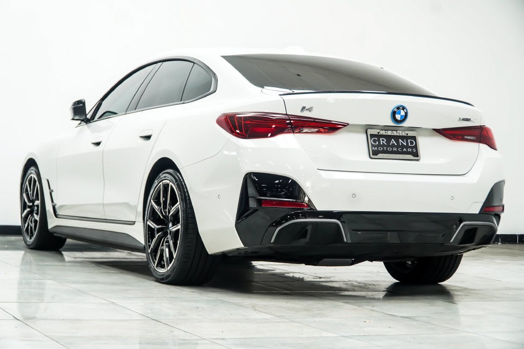 2025 BMW i4 xDrive40